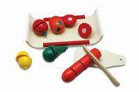 Deska z owocami i warzywami do krojenia na rzepy 17 elementów (z serii: zabawki drewniane)