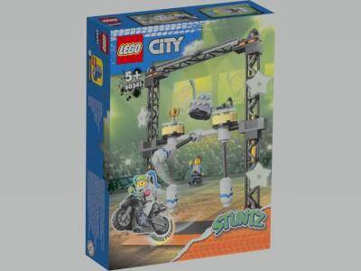 LEGO ®CITY Wyzwanie kaskaderskie: przewracanie 60341 (117 el.) 5+