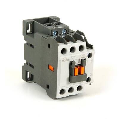 STYCZNIK 3P 12A 5,5kW 230V AC 50/60HZ 1NO 1NC