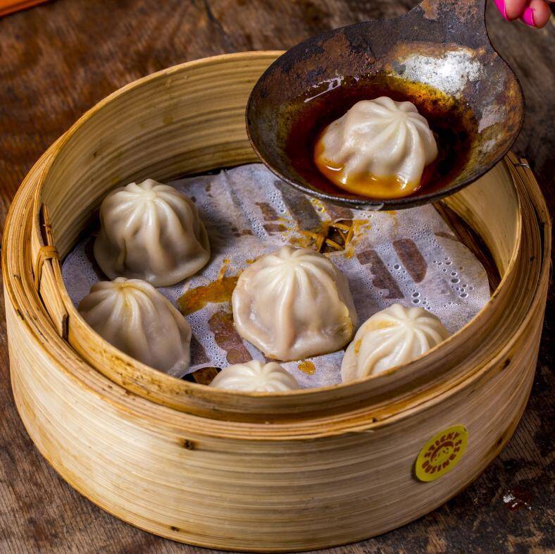 Pierogi wołowina,chili z bulionem Xiao Long Bao ok.120szt,3kg/krt Kś