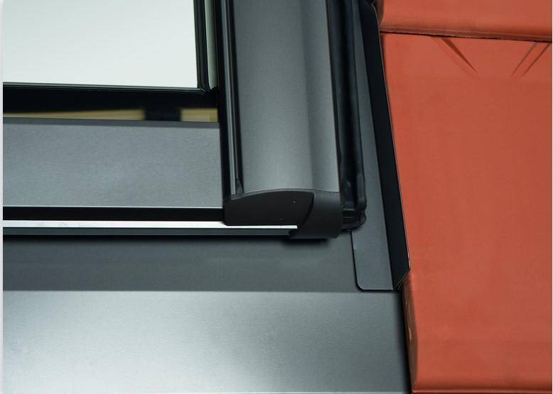 Kołnierz do okna dachowego ROTO EDT 74x140 Rx200 do dachówki ceramicznej płaskiej