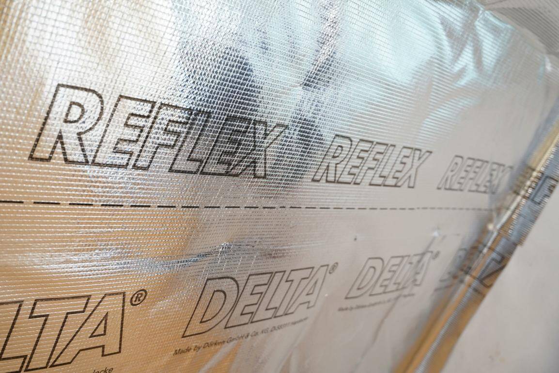 Folia paroizolacyjna Dorken Delta-Reflex 50x1,5 m aluminiowa
