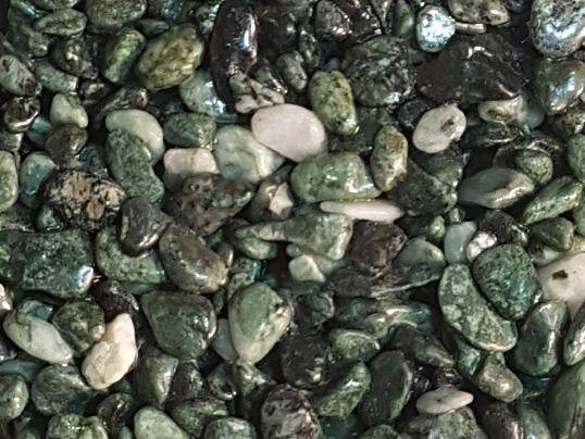 Kamienny dywan HKD 31 Verde Alpi (4-8 mm) - na powierzchnie pionowe