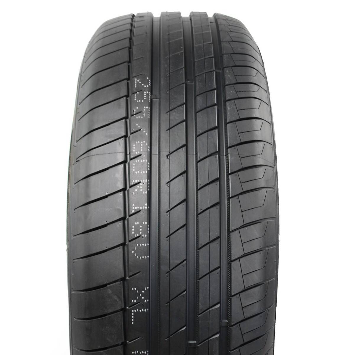 OPONA 255/60R18 112V TL/C/C/2/72
 KAPSEN RS26 LATO