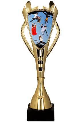 Plastic cup gold - dance