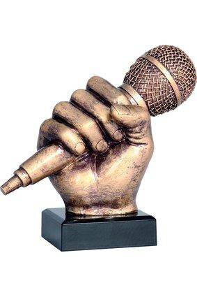 Statuetka odlewana - muzyka - dłoń trzymająca mikrofon
