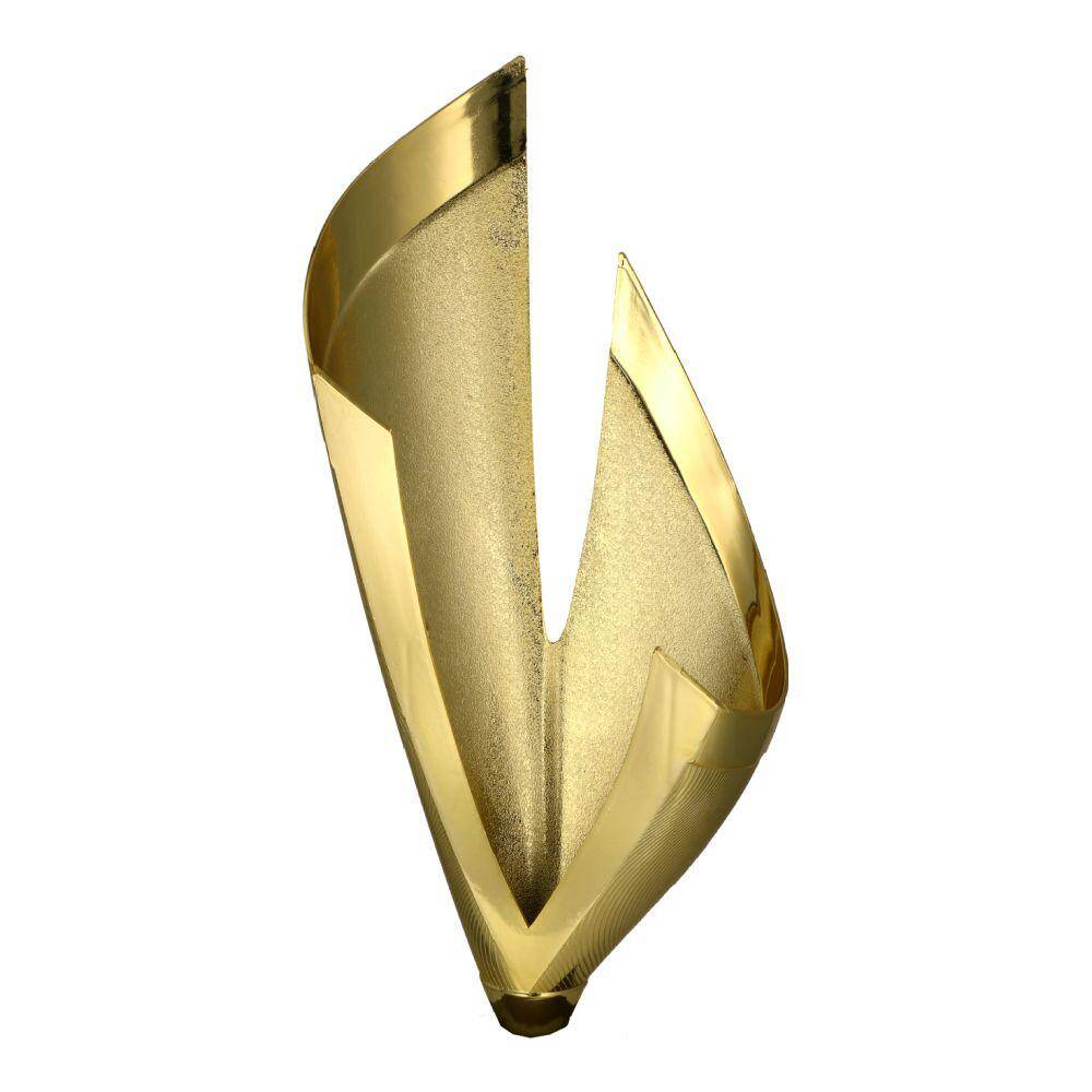 Plastic element